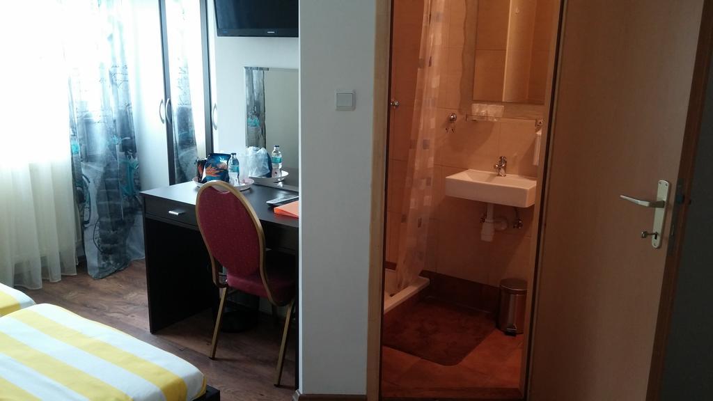 Rooms Du-Na Zagreb Luaran gambar