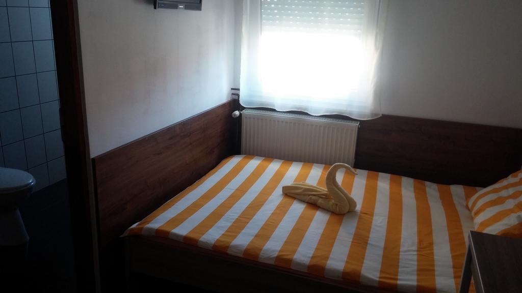 Rooms Du-Na Zagreb Luaran gambar